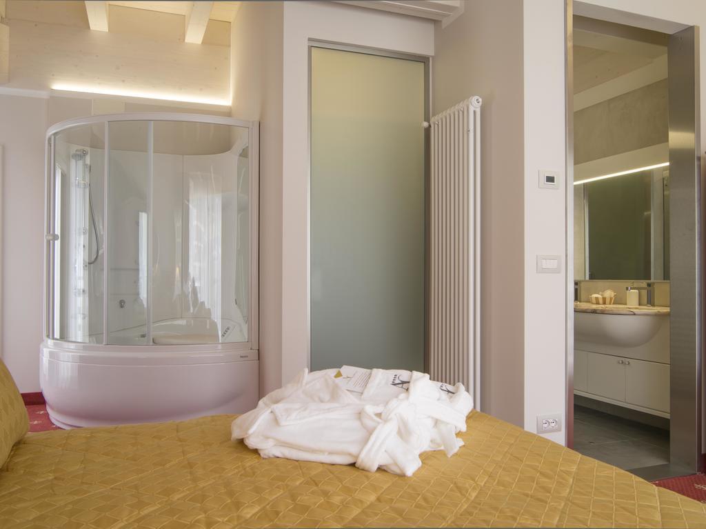 Hotel Miramonti Madonna Eksteriør bilde