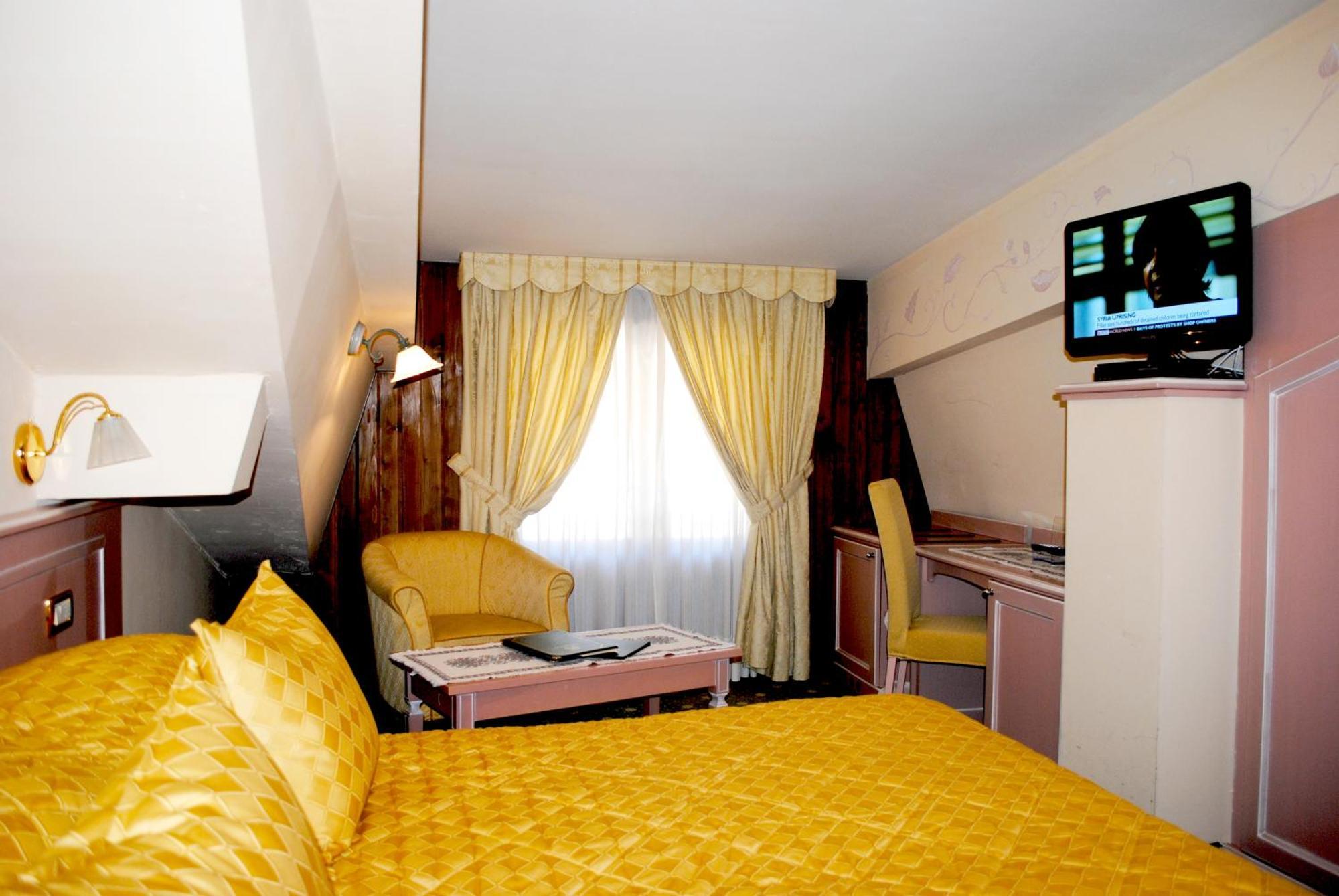 Hotel Miramonti Madonna Eksteriør bilde